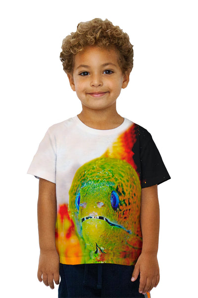 Kids Moray Eel Peeks Underwater Kids T-Shirt