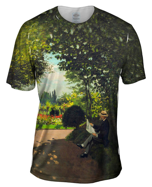 Monet -"Reading in the Garden" (1866) Mens T-Shirt