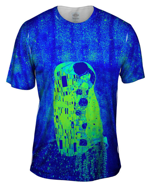 Pop Art  Pop Art Klimt - "The Kiss Blue And Green" (1907) Mens T-Shirt