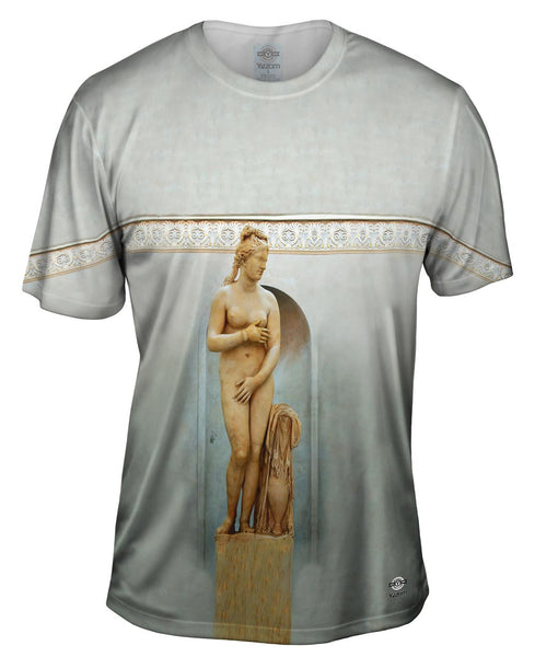 "Capitoline Venus Statue Musei Capitolini"&nbsp;Mens T-Shirt