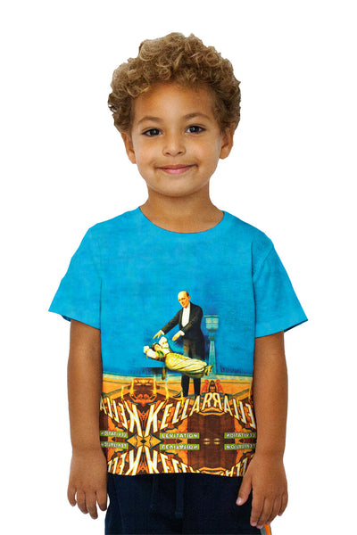 Kids trialsanderrors - "Kellar Levitation 3 Magician Poster" (1900)&nbsp;Kids T-Shirt