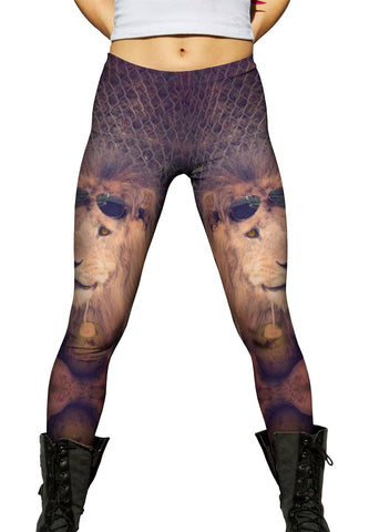 Holiday Smiling Lion