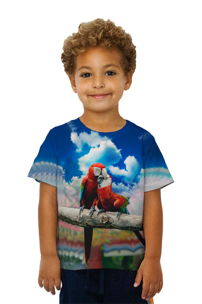 Kids Love Kiss Macaw&nbsp;Kids T-Shirt