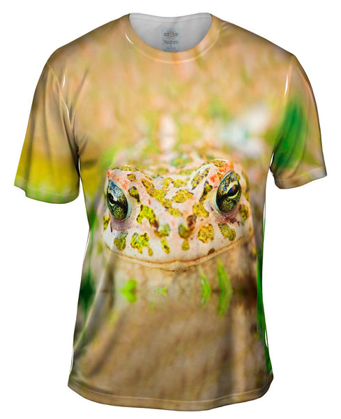 Closeup Frog Mens T-Shirt