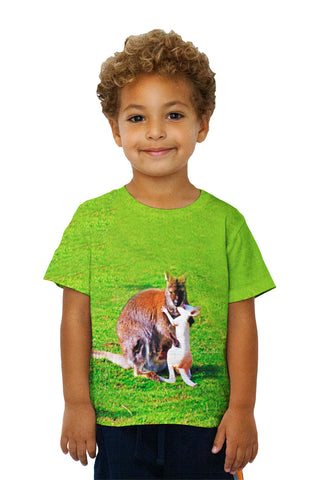 Kids Kissing Kangaroo