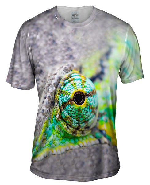 Iguana Eye Misses Nothing Mens T-Shirt
