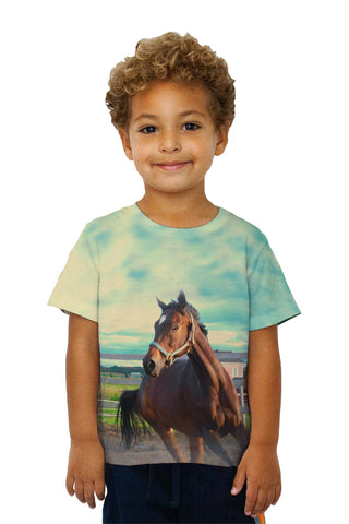 Kids Horse Out For A Run