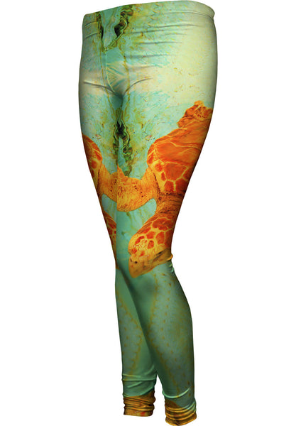 Adorable Orange Turtle Underwater&nbsp;Womens Leggings