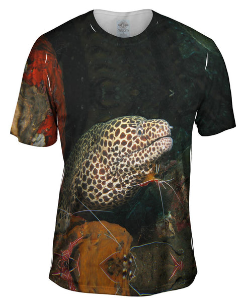 Honeycomb Moray Underwater Mens T-Shirt