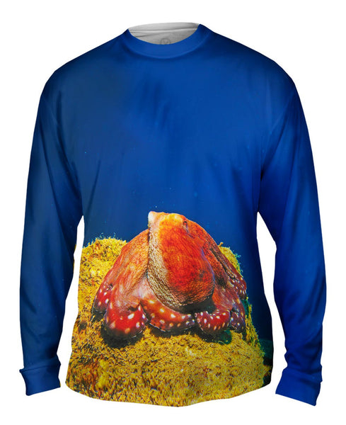 Sitting Octopus Underwater&nbsp;Mens Long Sleeve