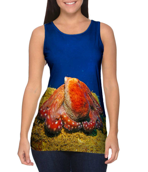 Sitting Octopus Underwater&nbsp;Womens Tank Top