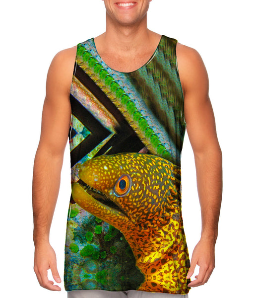 Snapping Eel Underwater&nbsp;Mens Tank Top