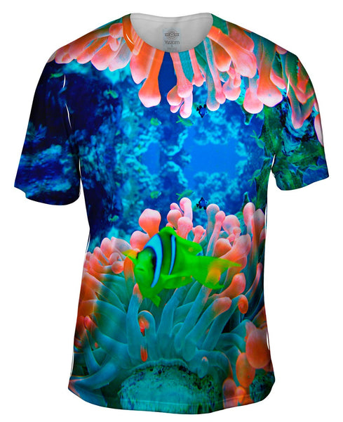 Red Sea Anemone Fish Underwater Mens T-Shirt