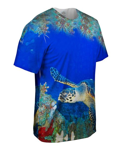 Hawksbill Sea Turtle Underwater&nbsp;Mens T-Shirt