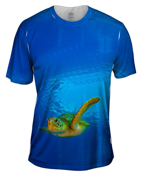 Green Turtle Underwater Mens T-Shirt