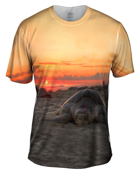 Nesting Mexico Turtle Sunset Mens T-Shirt