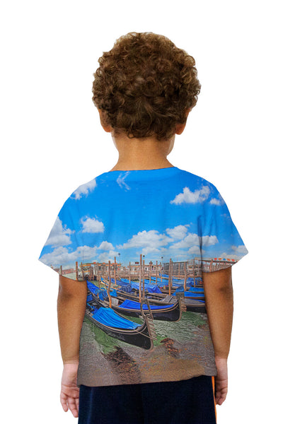 Kids Gondolas In Venice Kids T-Shirt