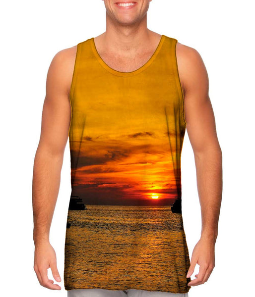 Day Dreaming Sunset Boat Life Mens Tank Top