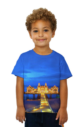 Kids Seebrucke Lights A Glow Blue Sunset