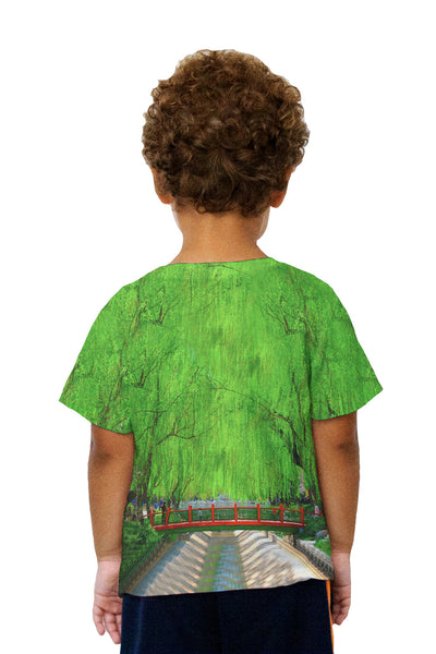 Kids Weeping Willow Bridge Kids T-Shirt