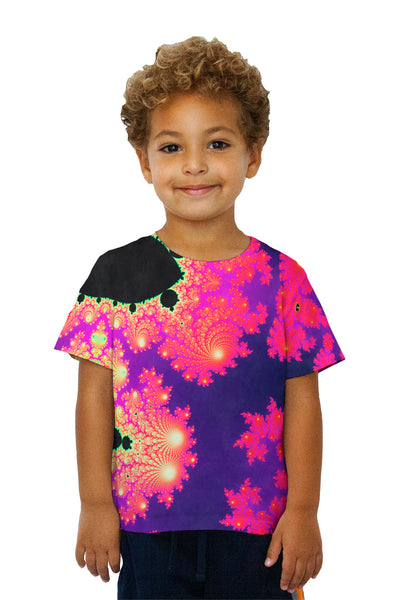 Kids Fractal Spiral Cleft Kids T-Shirt