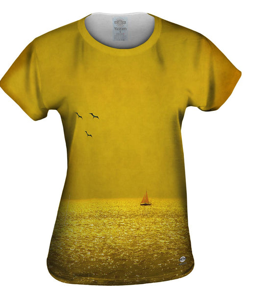 Dorado En El Rio De La Plata Womens Top